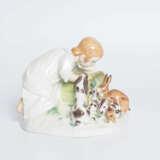 Meissen, Figur "Kind mit Kaninchen". - photo 5