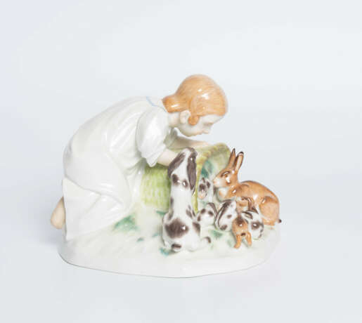 Meissen, Figur "Kind mit Kaninchen". - photo 5