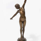 Fernand Ouillon-Carrère, Figur "Danseuse" - photo 1