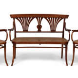 Gebrüder Thonet, Kanapee und 2 Fauteuils "221" - photo 1