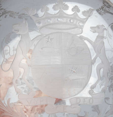 Kugelflasche mit Wappen "von Fischer" - photo 7