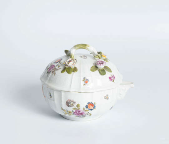 Meissen, Saucenpfännchen mit Blumendekor - photo 5