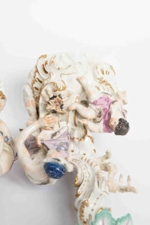 Meissen, 2 Figurenleuchter "Sommer und Winter" - photo 4