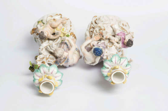 Meissen, 2 Figurenleuchter "Sommer und Winter" - photo 12