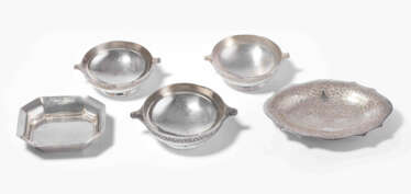 Lot: 5 Schalen
