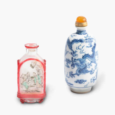 Lot: 2 Snuff bottles - photo 1