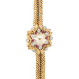 Gübelin Rubin-Diamant-Damenarmbanduhr, 1950er Jahre - фото 1