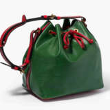 Louis Vuitton, Beuteltasche "Petit Noé" - photo 1
