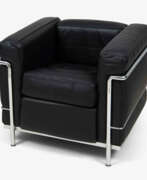 Übersicht. Le Corbusier, Charlotte Perriand & Pierre Jeanneret, 1 Paar Sessel "LC2"