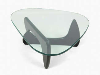Isamu Noguchi, Salontisch "Noguchi Table IN 50"