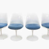 Eero Saarinen, Serie von 8 Stühlen "Tulip" - Foto 2