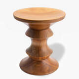 Charles & Ray Eames, Hocker "Stool" - photo 1