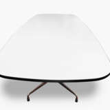 Charles & Ray Eames, Konferenztisch "Segmented Table" - Foto 1