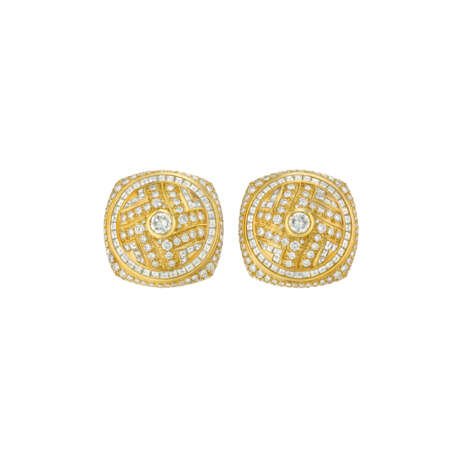 BULGARI DIAMOND EARRINGS - photo 1
