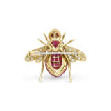 FOUR MULTI-GEM AND DIAMOND BEE BROOCHES - Foto 6