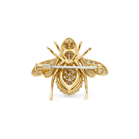 FOUR MULTI-GEM AND DIAMOND BEE BROOCHES - Foto 10