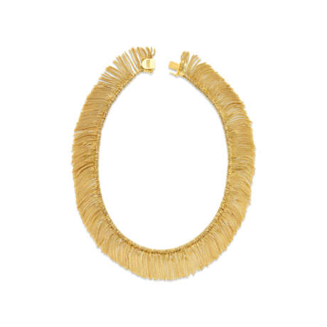 TIFFANY & CO. SET OF GOLD FRINGE JEWELRY - photo 4