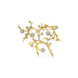 TIFFANY & CO. TWO MULTI-GEM AND DIAMOND BROOCHES AND UNSIGNED BROOCH - фото 6