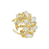 TIFFANY & CO. TWO MULTI-GEM AND DIAMOND BROOCHES AND UNSIGNED BROOCH - фото 8