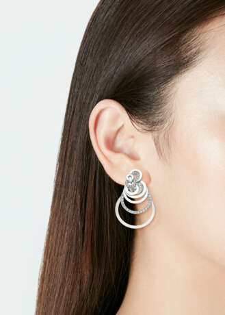 DE GRISOGONO DIAMOND AND WHITE GOLD 'GYPSY' EARRINGS - photo 2