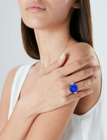 SAPPHIRE AND DIAMOND RING - Foto 2
