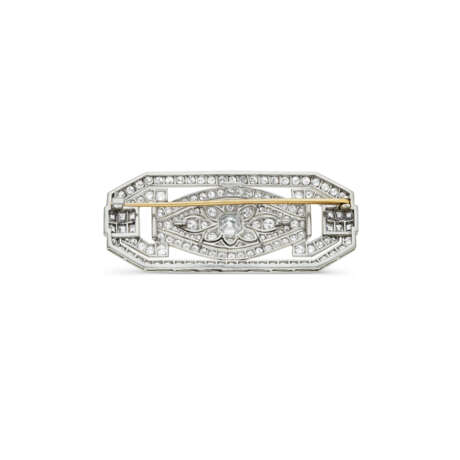 TIFFANY & CO. ART DECO DIAMOND BROOCH - photo 3