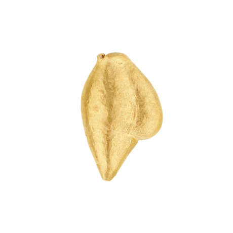 SUZANNE BELPERRON HAMMERED GOLD 'COQUILLAGE' CLIP-BROOCH - photo 1