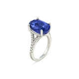SAPPHIRE AND DIAMOND RING - photo 1