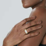 DIAMOND AND GOLD RING - photo 2