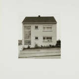 Bernd und Hilla Becher. Wohnhaus Jülicher Strasse 16, Hoengen bei Aachen - photo 1