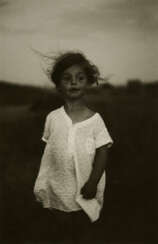 Diane Arbus. Child in a nightgown, Wellfleet, Mass., 1957