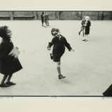 Jürgen Schadeberg. School Playground, London 1968 - фото 1