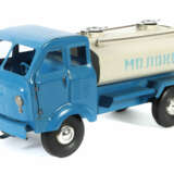 Milch-LKW Russland, gemarkt ''CiM'', 1980er Jahre,… - Foto 1