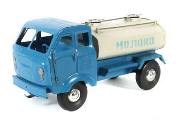 Milch-LKW Russland, gemarkt ''CiM'', 1980er Jahre,…