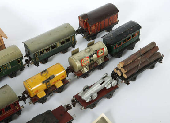 Konvolut Eisenbahn Märklin, Spur 0, 1x Dampflok R … - photo 2