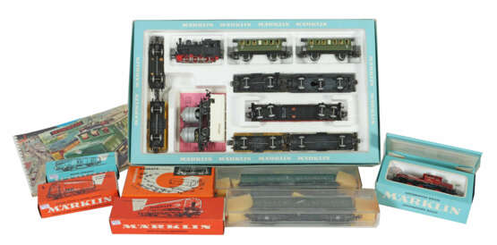 Konvolut Eisenbahn Märklin, Spur H0, mit Packung 2… - photo 1