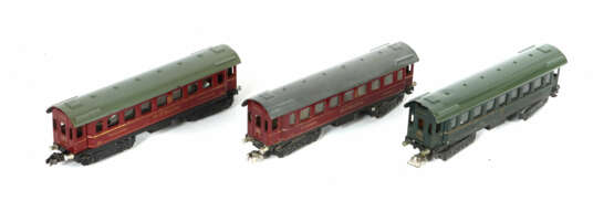 3 Personenwagen Märklin Spur H0, 1x 342.5 J Speise… - Foto 1