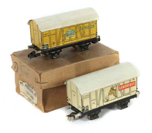 2x Güterwagen Märklin, Spur H0, 1x Bierwagen Gambr… - photo 1