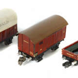 3x Güterwagen Märklin, Spur H0, 1x Planenwagen 363… - photo 1