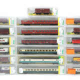 Konvolut Eisenbahn Trix, Spur Z, 6x Personenwagen:… - Foto 1
