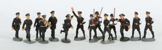 Konvolut Soldaten Elastolin, Lineol u. a., Masse b… - photo 1