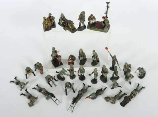 Konvolut Soldaten Elastolin, Masse bemalt, ca. 30 … - photo 2