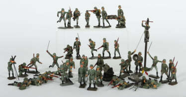 Konvolut Soldaten Lineol, Masse bemalt, Wehrmacht,…