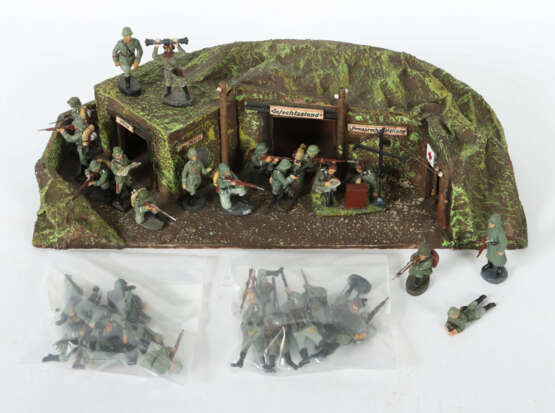 Gefechtsstand und 32 Soldaten(-Gruppen) Hausser, c… - photo 2