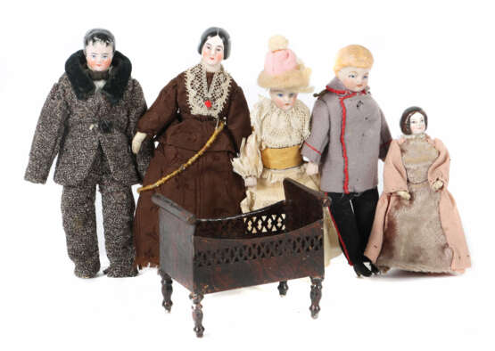 5 Stubenpuppen m. Rock & Graner-Bett Bisquitporzel… - photo 1