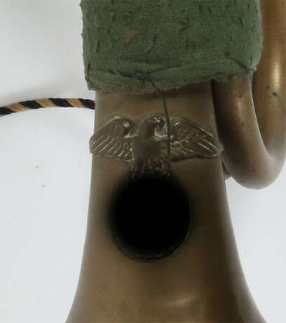 Signalhorn 3. Reich, Messing, 2 Mundstücke, aufgel… - photo 2