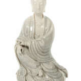 Bodhisattva Guanyin China, um 1900, Weißporzellan,… - Foto 1
