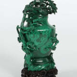 Deckelziervase China, Mitte 20. Jh., Malachit, ges… - photo 2