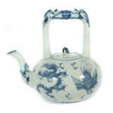 Teekanne China, 19. Jh., Porzellan, blaue Untergla… - photo 1