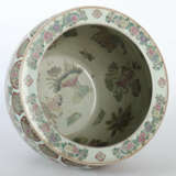 Großer Cachepot China, 20. Jh., Porzellan, dickwan… - photo 3